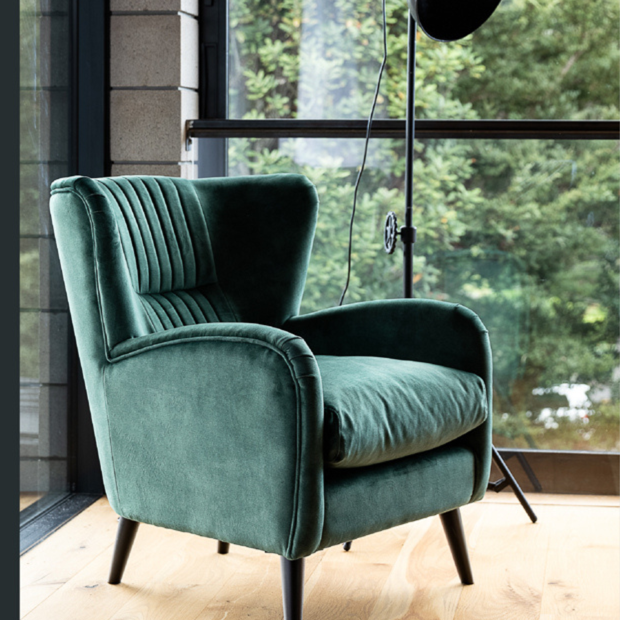 Velvet wingback online recliner