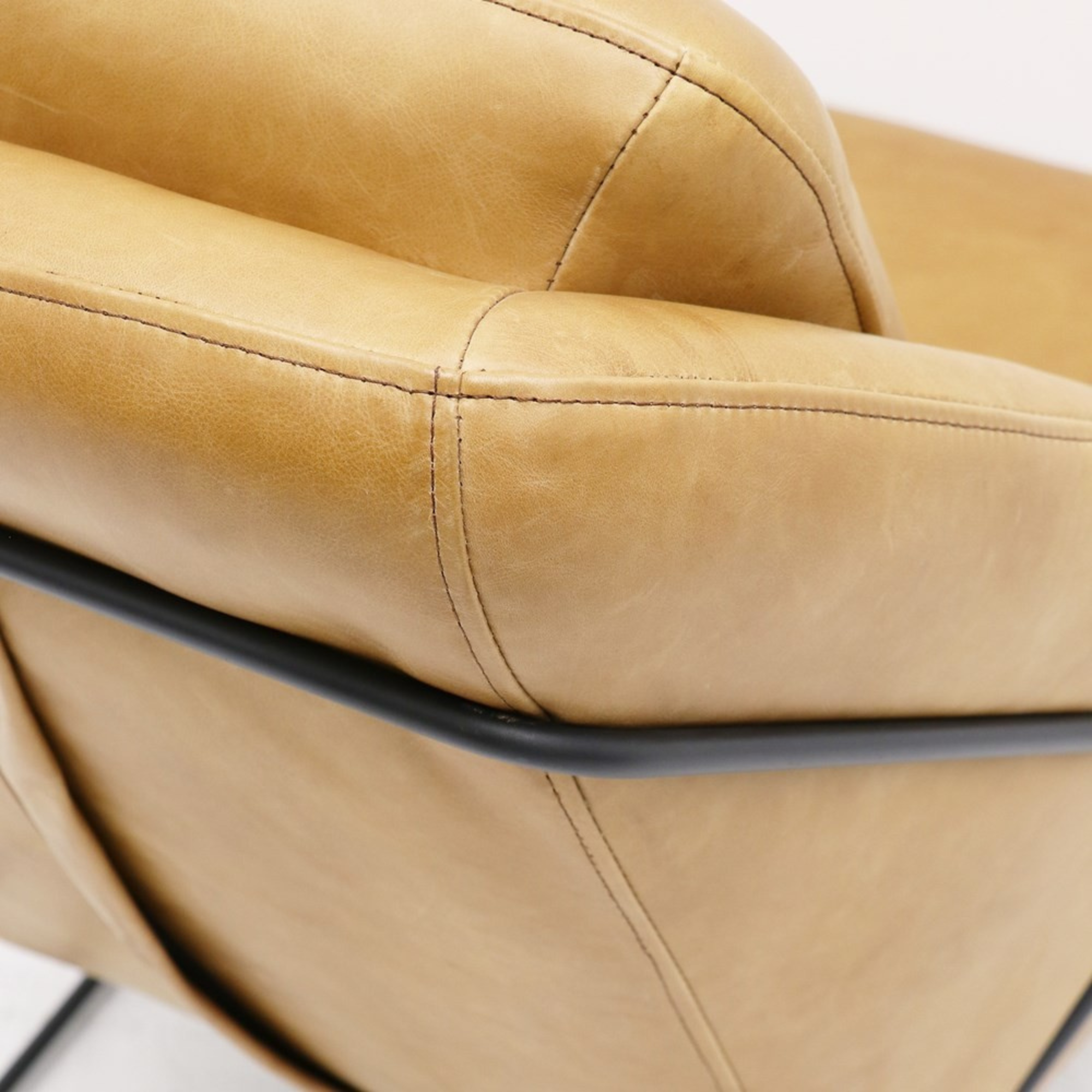WORKSHOP LEATHER ARMCHAIR | TAN