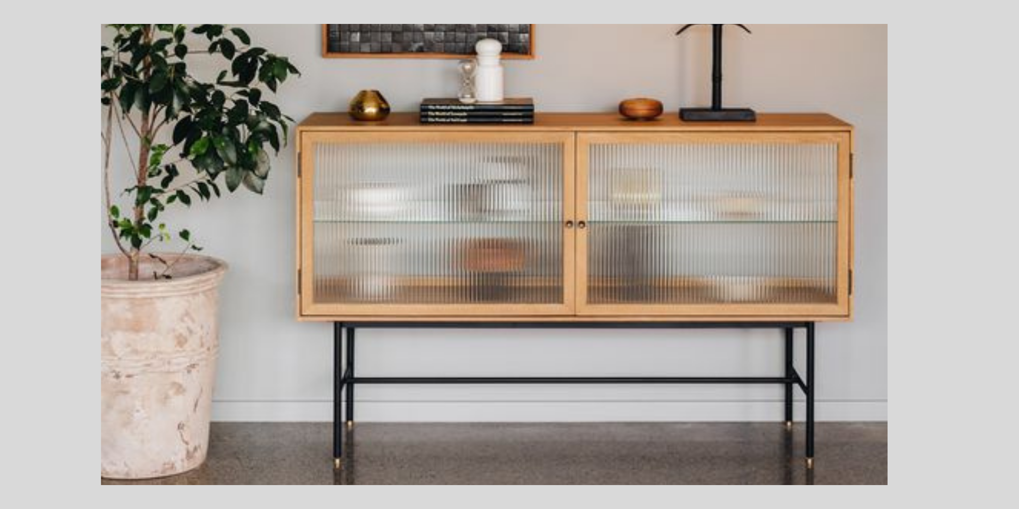 Display & Storage Cabinets
