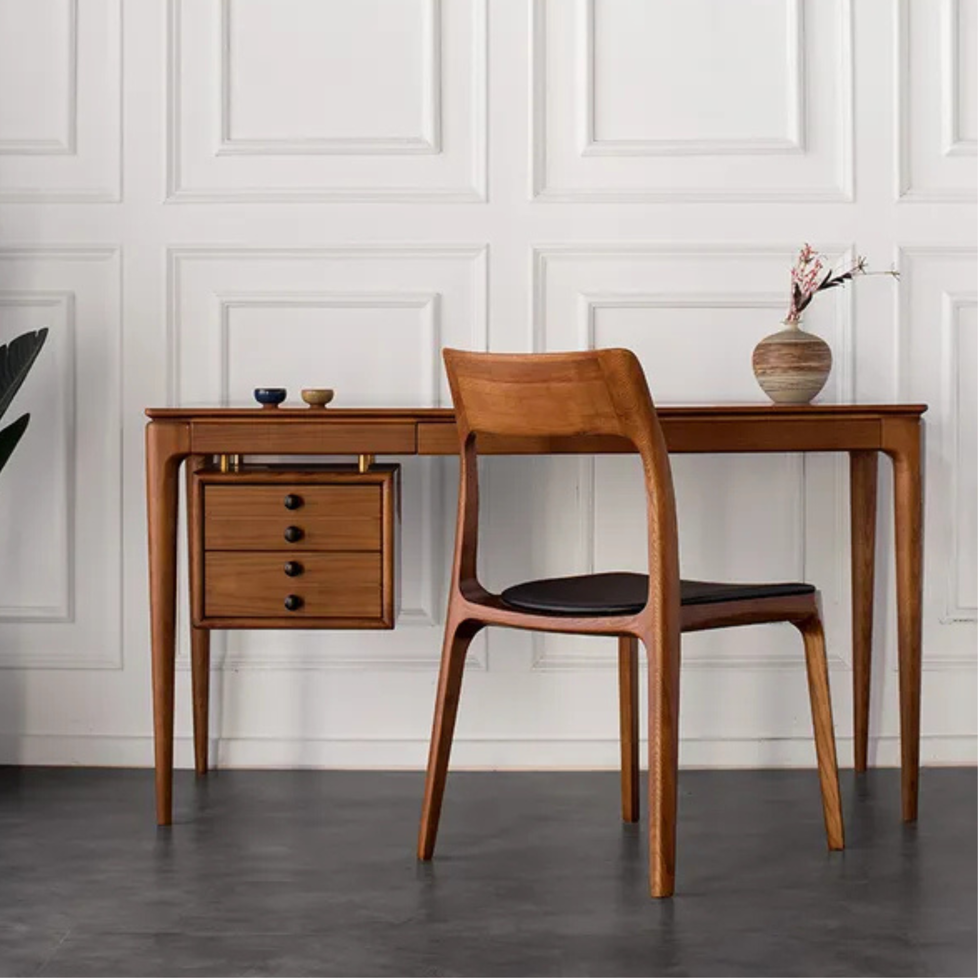 ASHTON DINING CHAIR | ASH & LEATHER