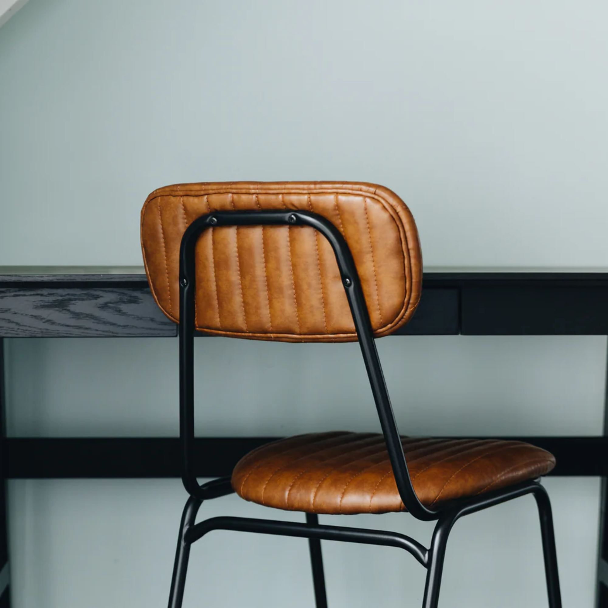DATSUN DINING CHAIR | BROWN