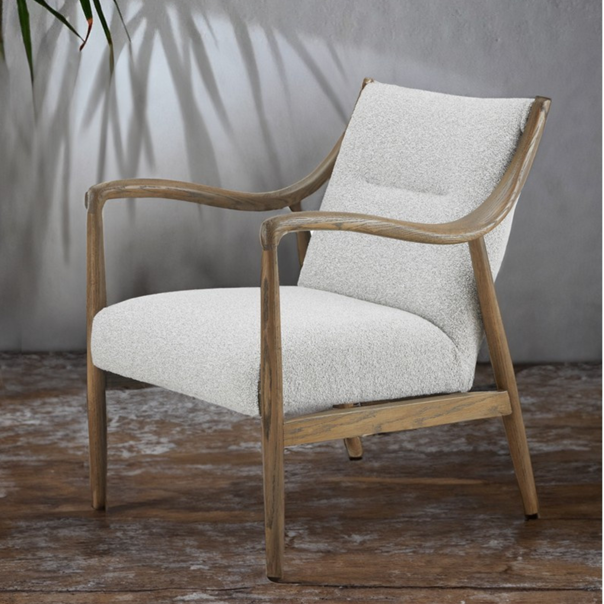 FINN OCCASIONAL CHAIR | SOLID OAK