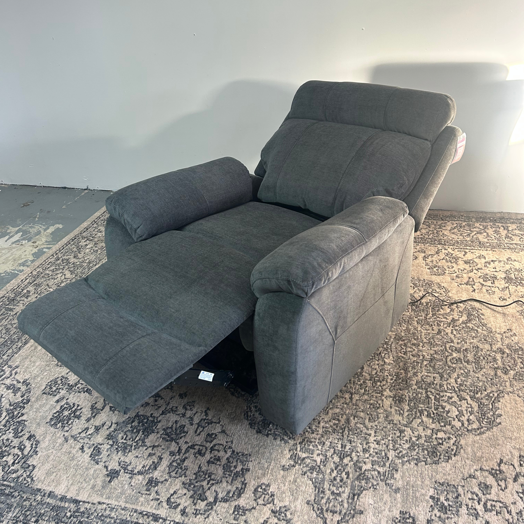 Jason Lift Chair