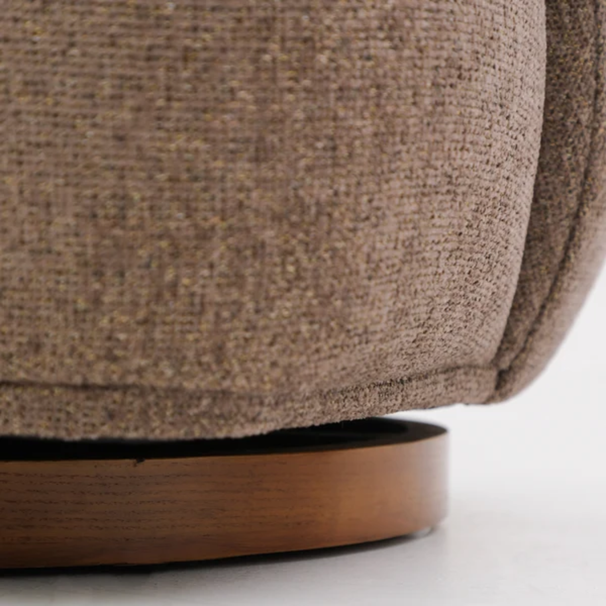 Kora Swivel Chair | Mink