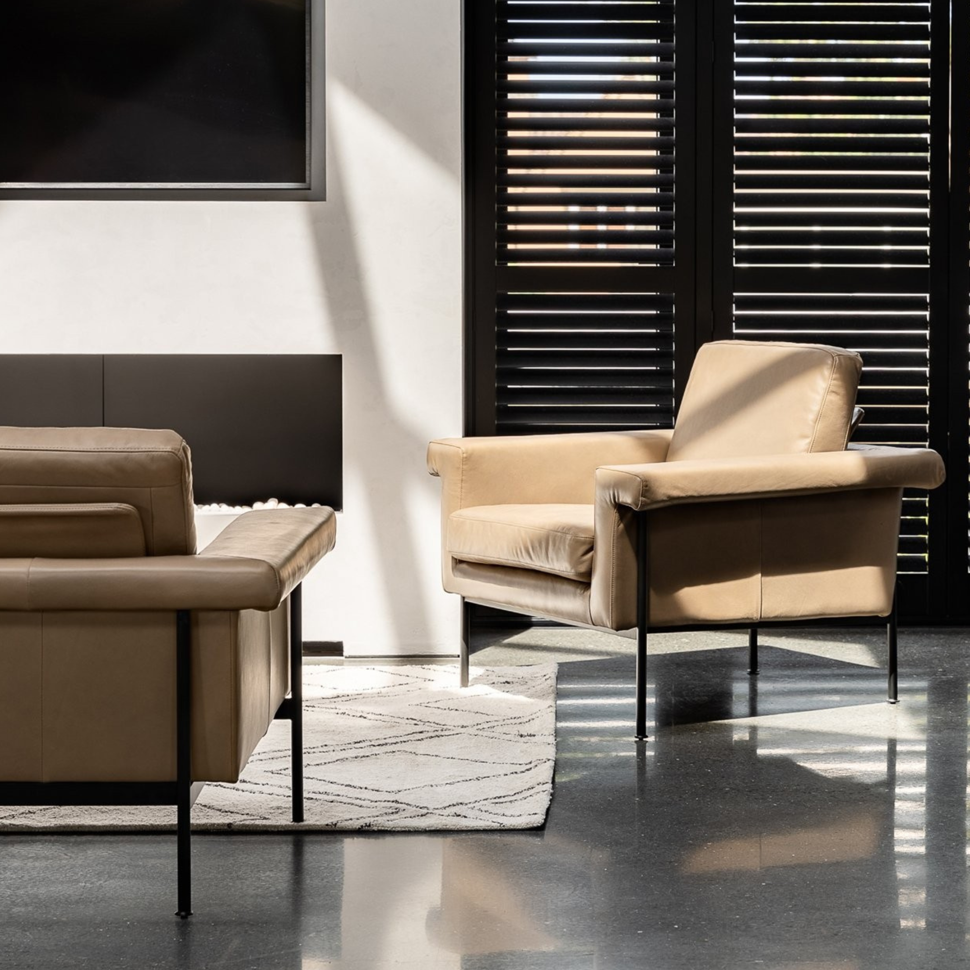 LORENZO ARMCHAIR | BLACK OR BEIGE