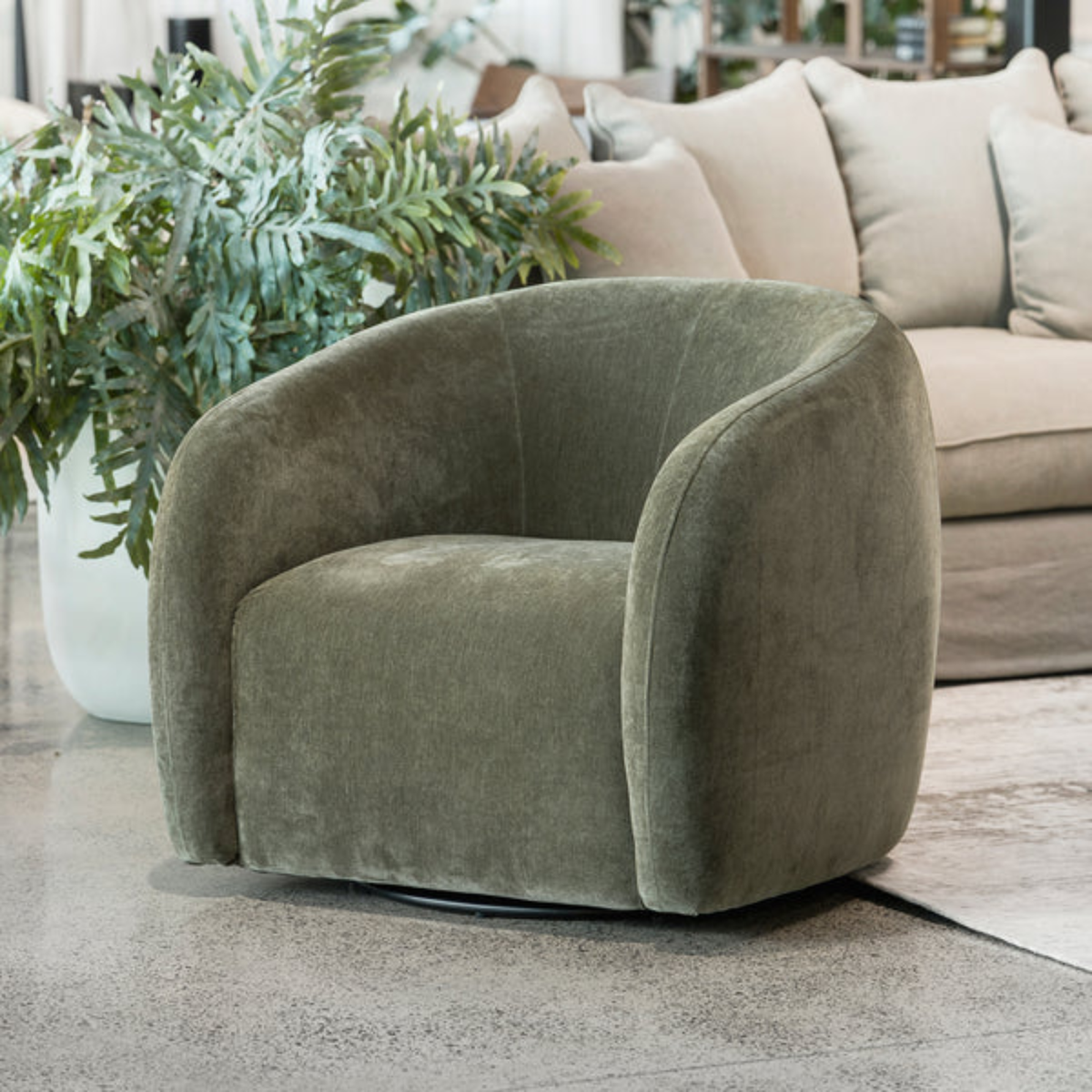 Max Swivel Chair | Moss