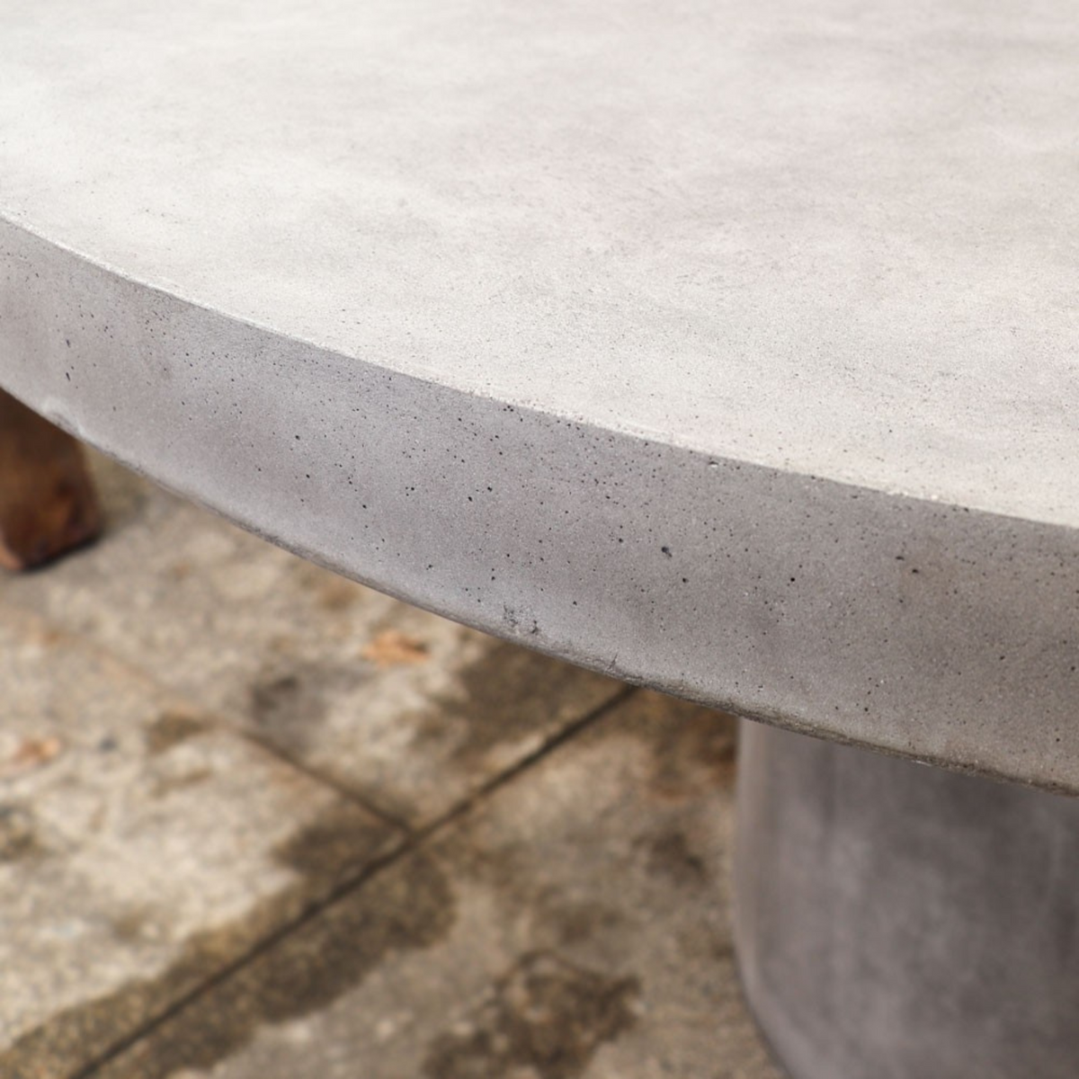 Milazzo Round Concrete Table | Grey