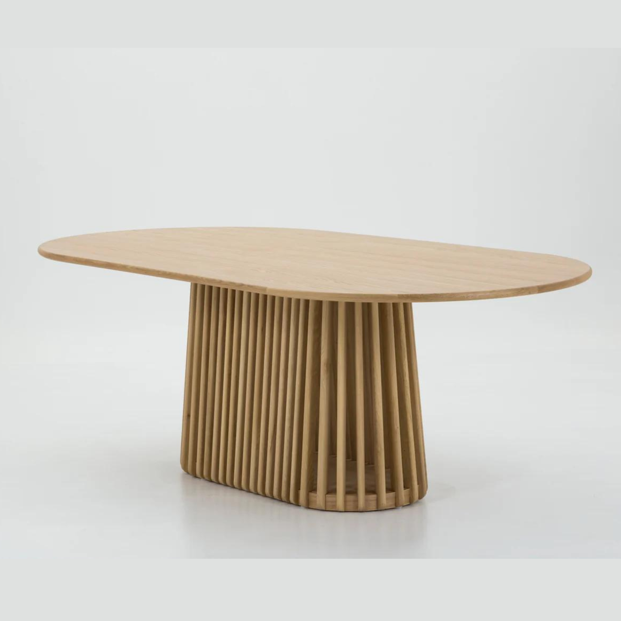 BUR 2200 DINING TABLE