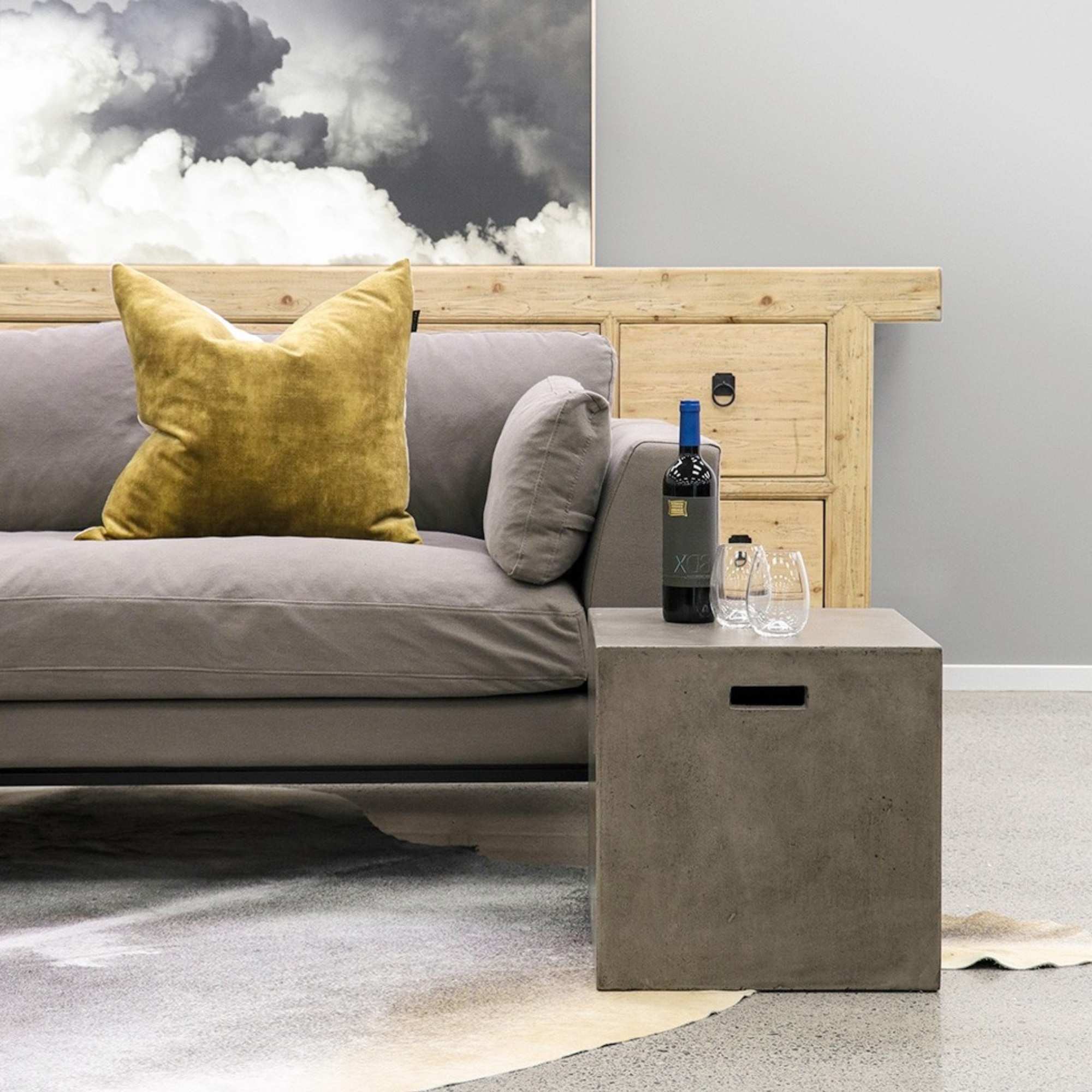 CONCRETE CUBE SIDE TABLE | STOOL