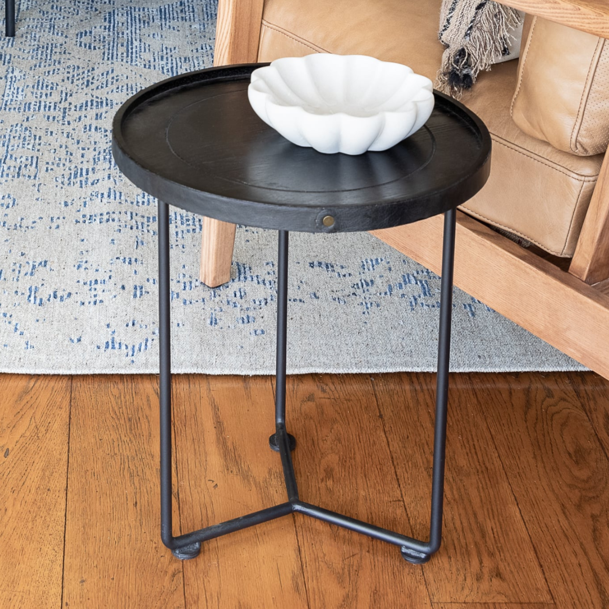 HAYWOOD ROUND SIDE TABLE | BLACK ASH