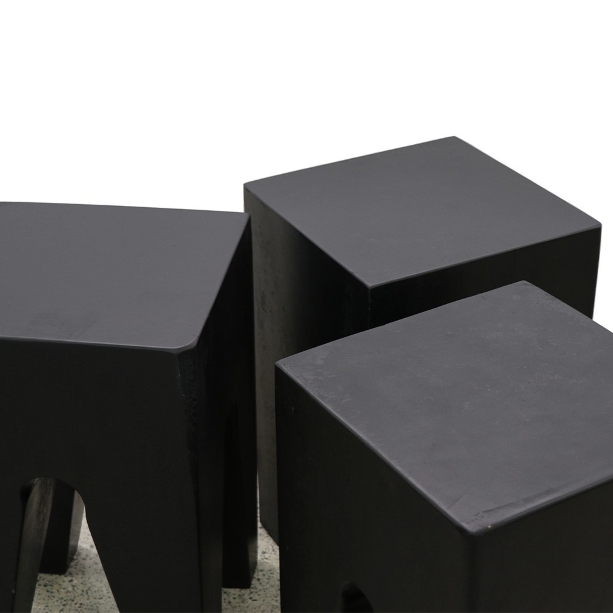 JAMI SIDE TABLE | NATURAL OR BLACK