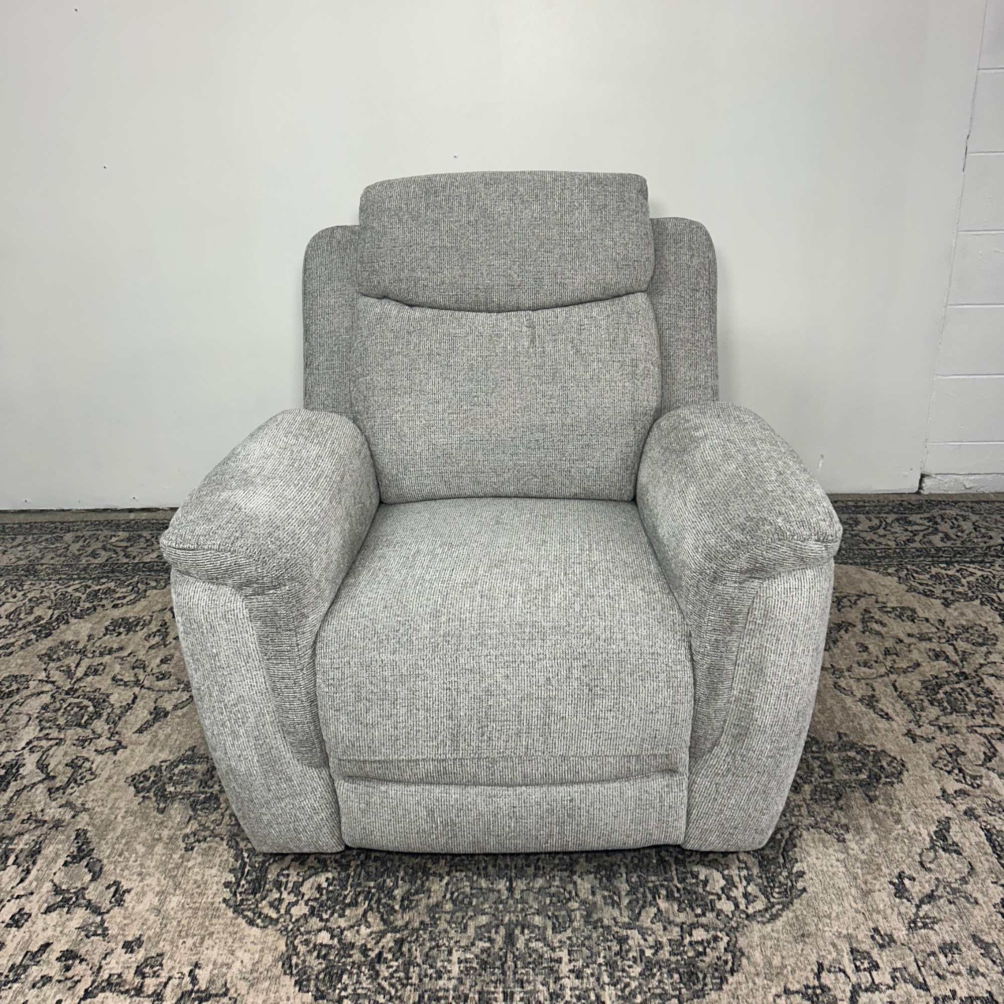 Nash Electric Lounge Suite