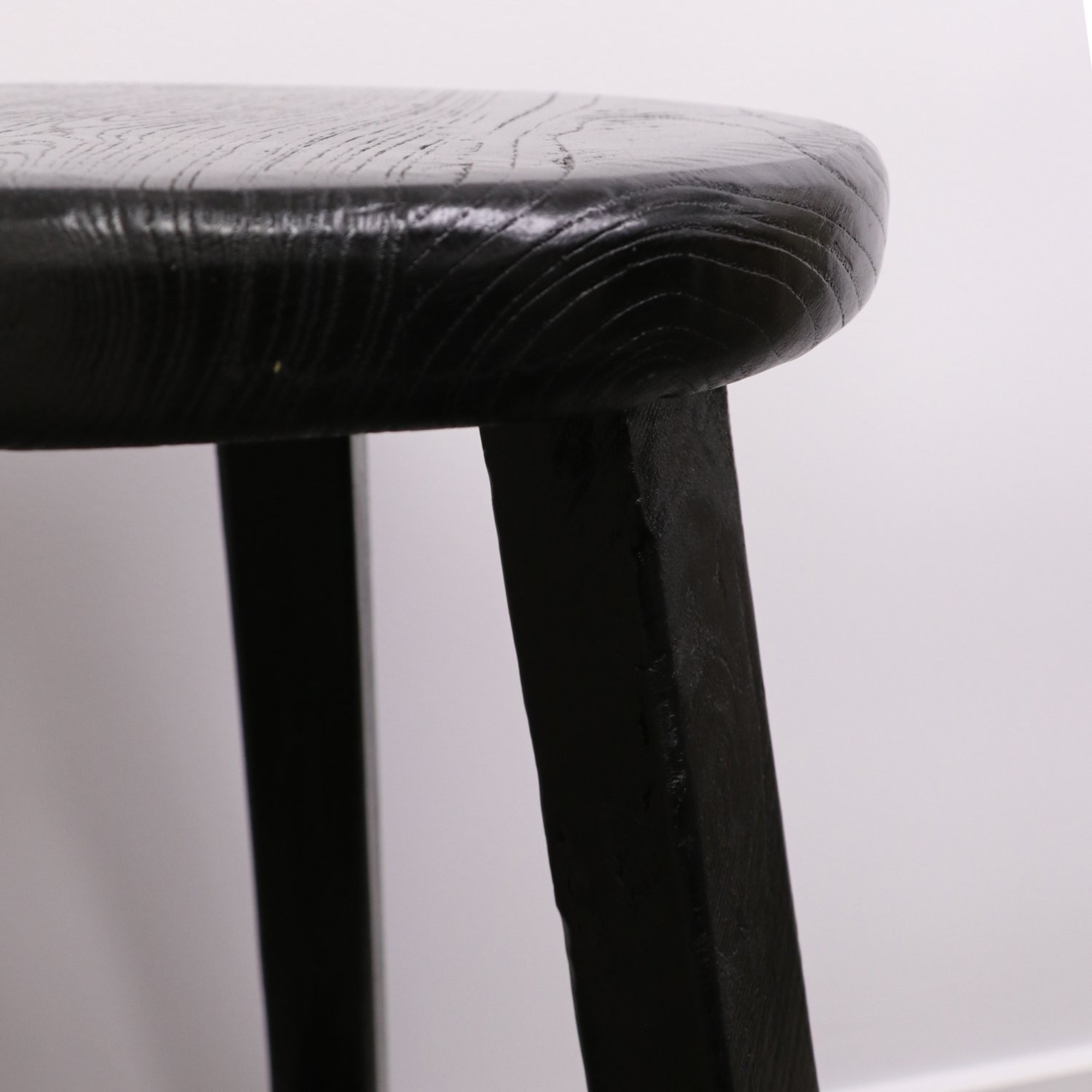 PARQ ROUND BARSTOOL | BLACK