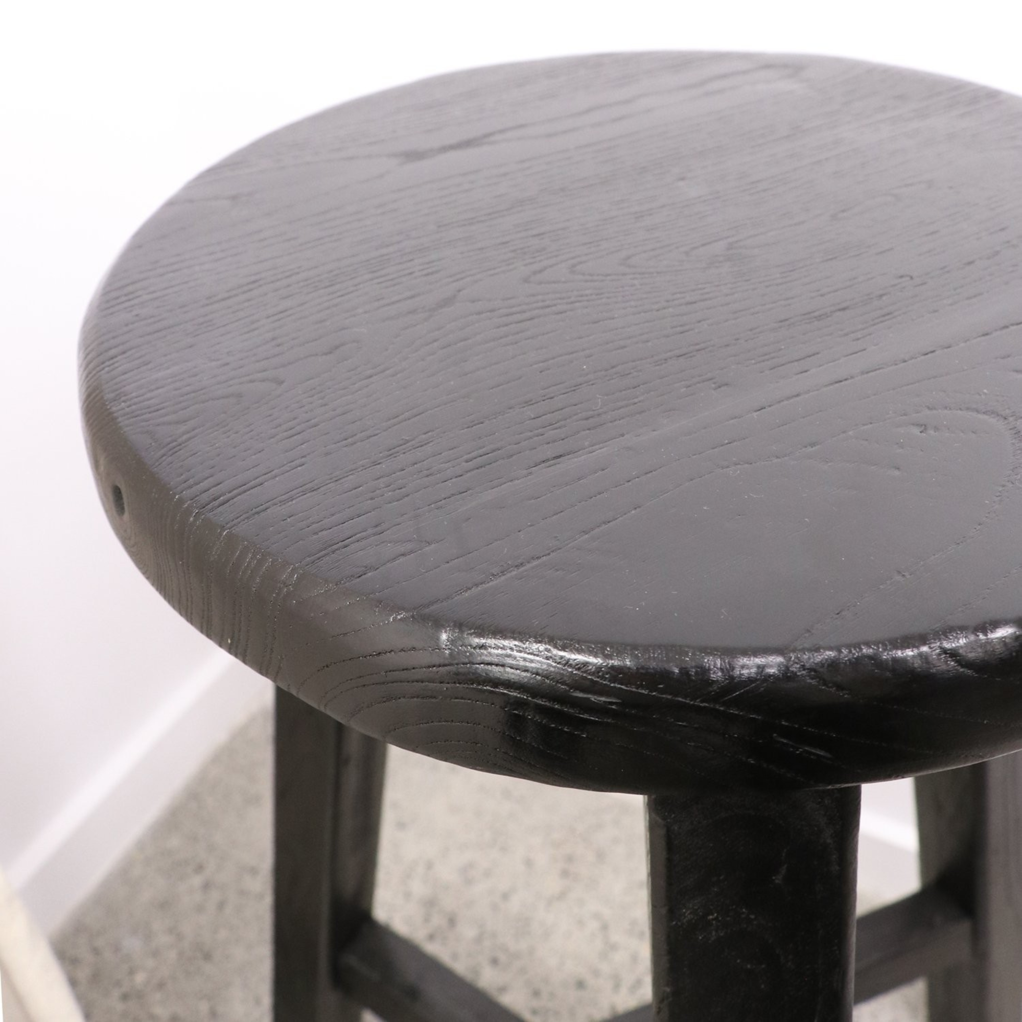 PARQ ROUND BARSTOOL | BLACK