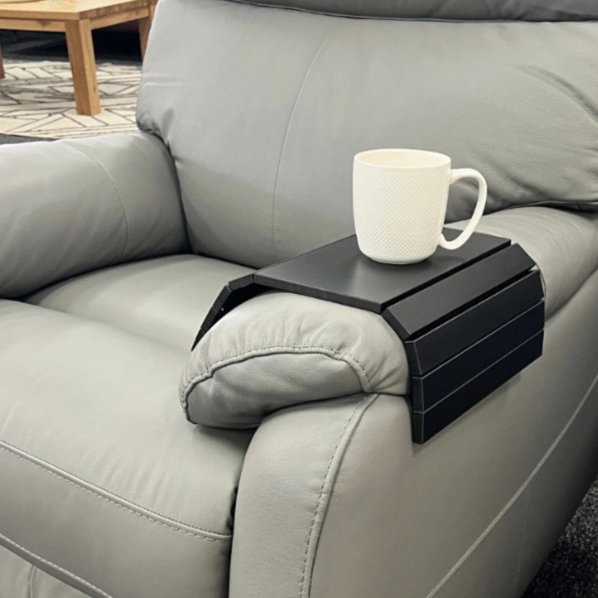 SLINKY SOFA HUGGING TABLE | 3 COLOURS