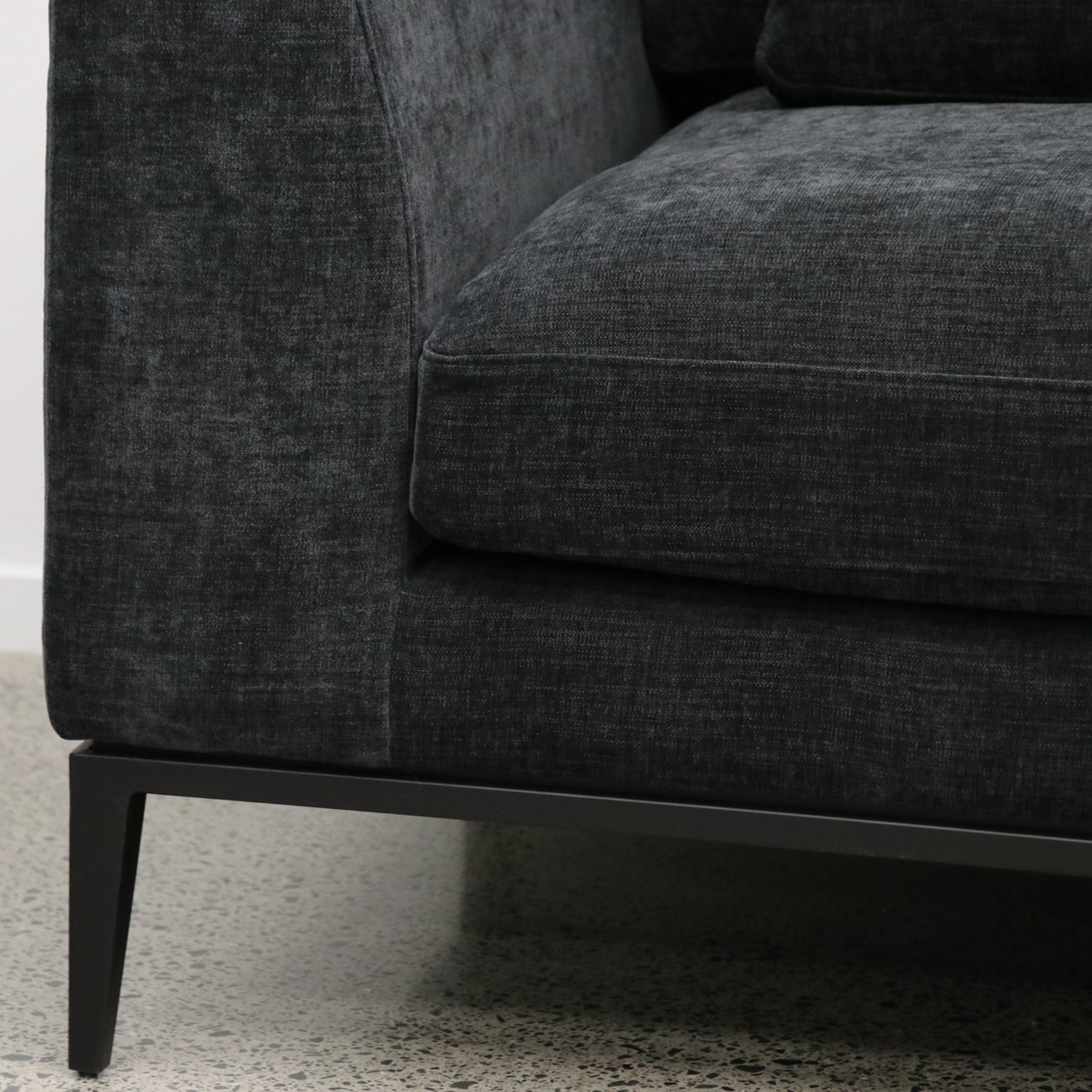 TYSON ARMCHAIR | BOSTON BLACK