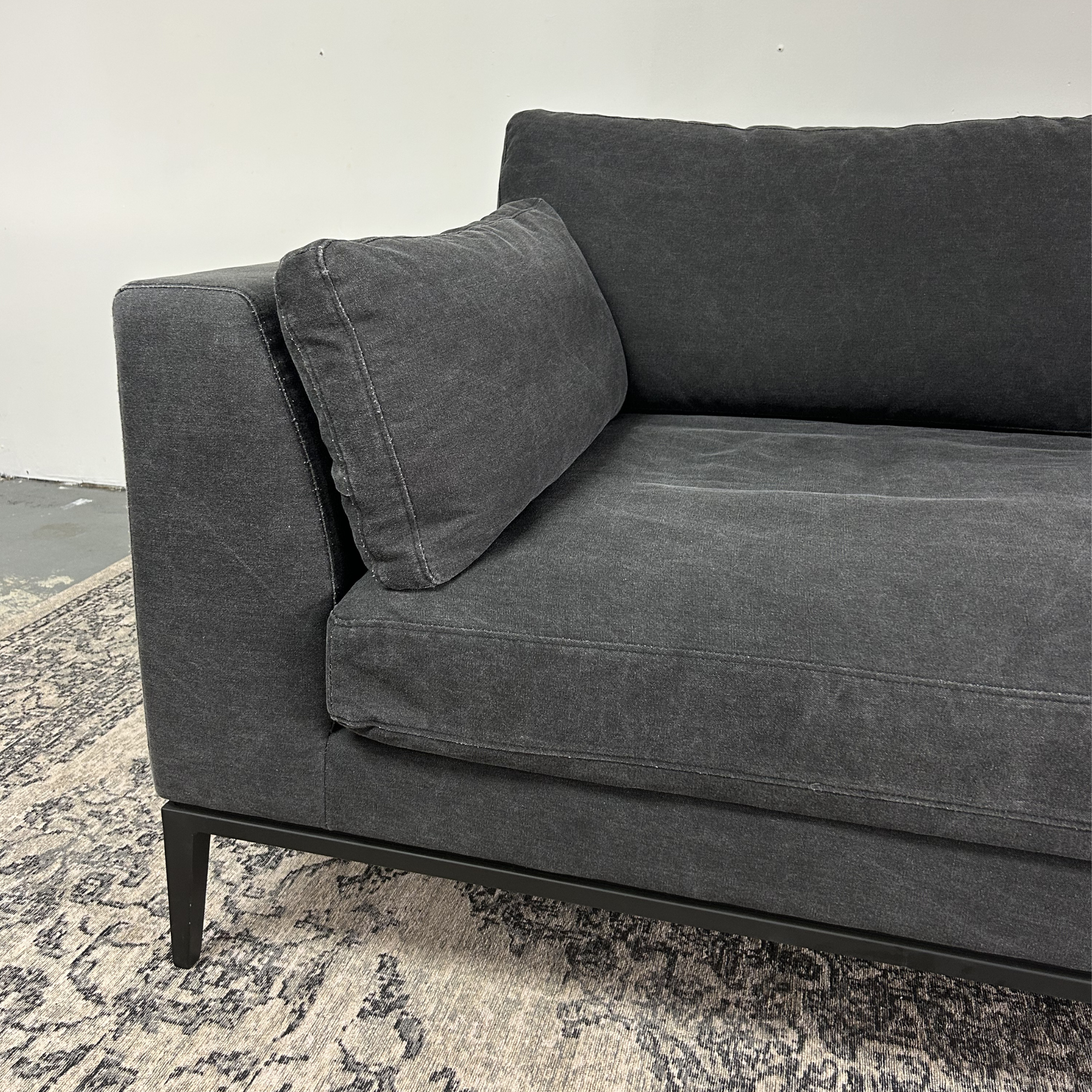 Tyson 2.5 Seater Sofa | Relaxed Black