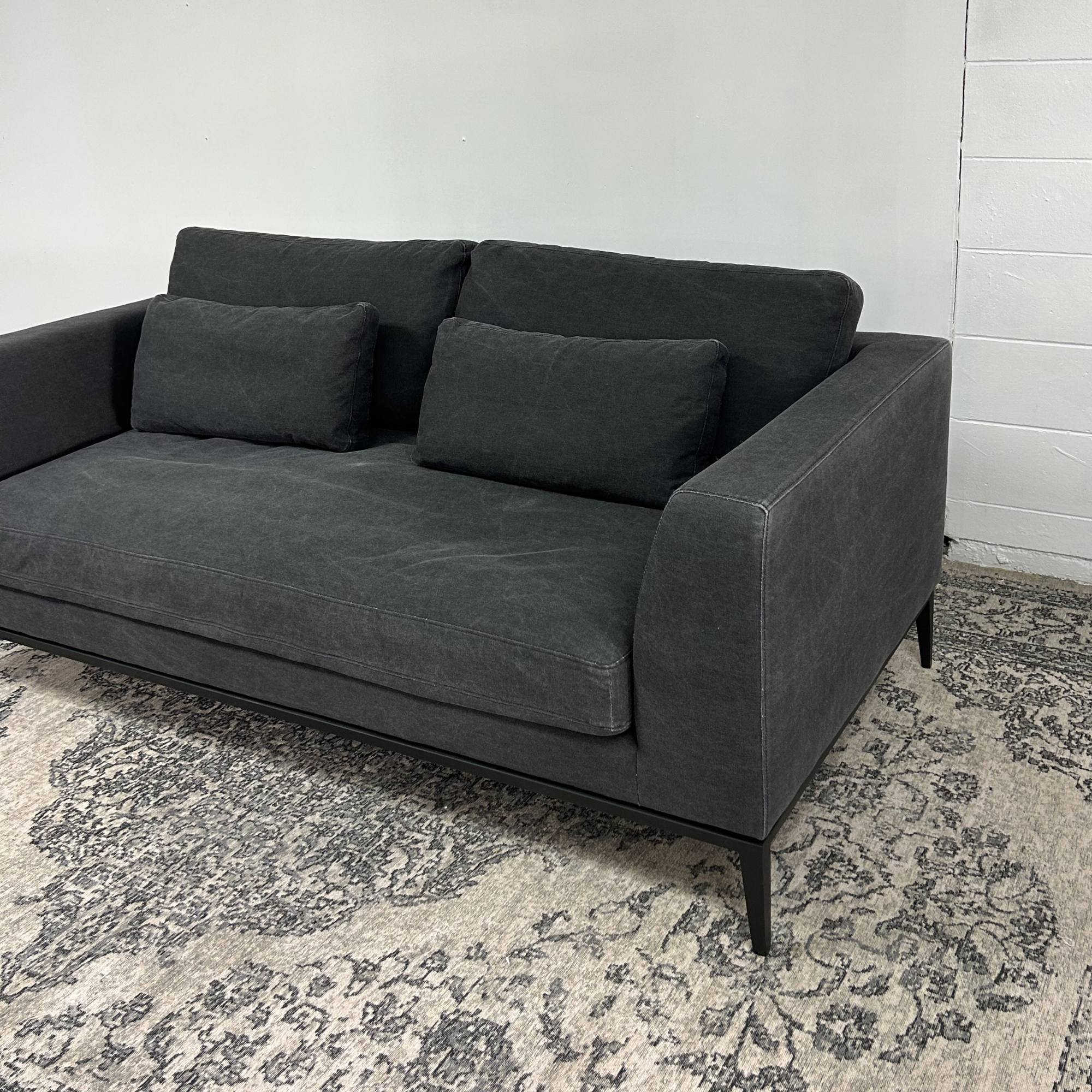 Tyson 2.5 Seater Sofa | Relaxed Black