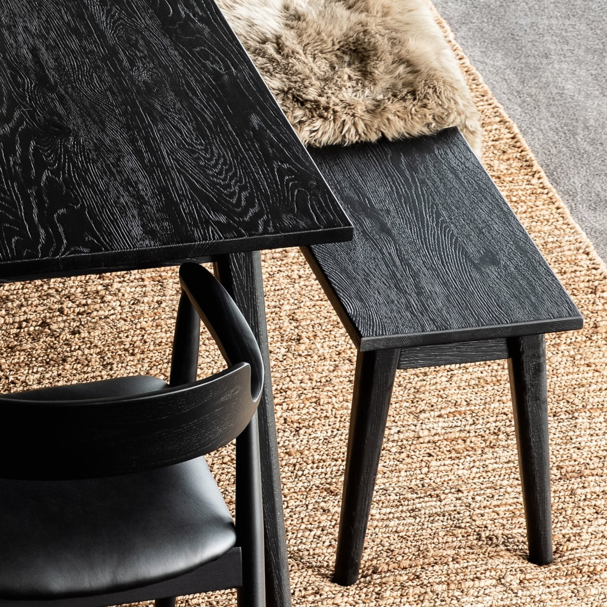 Vaasa 185 Bench Seat | Black Oak