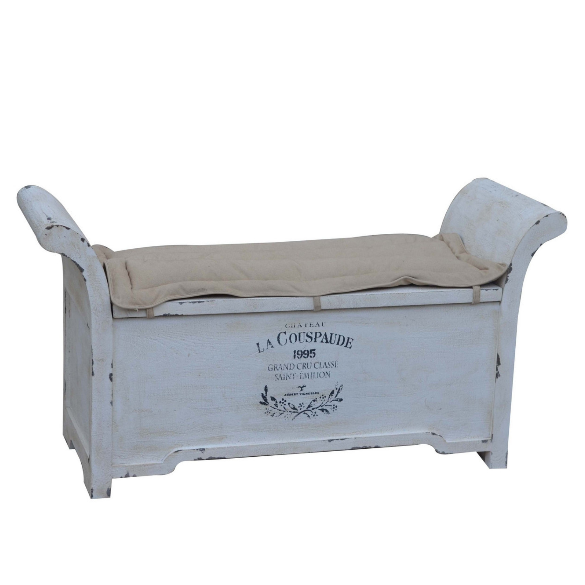 CHATEAU VINTAGE SEATED TRUNK