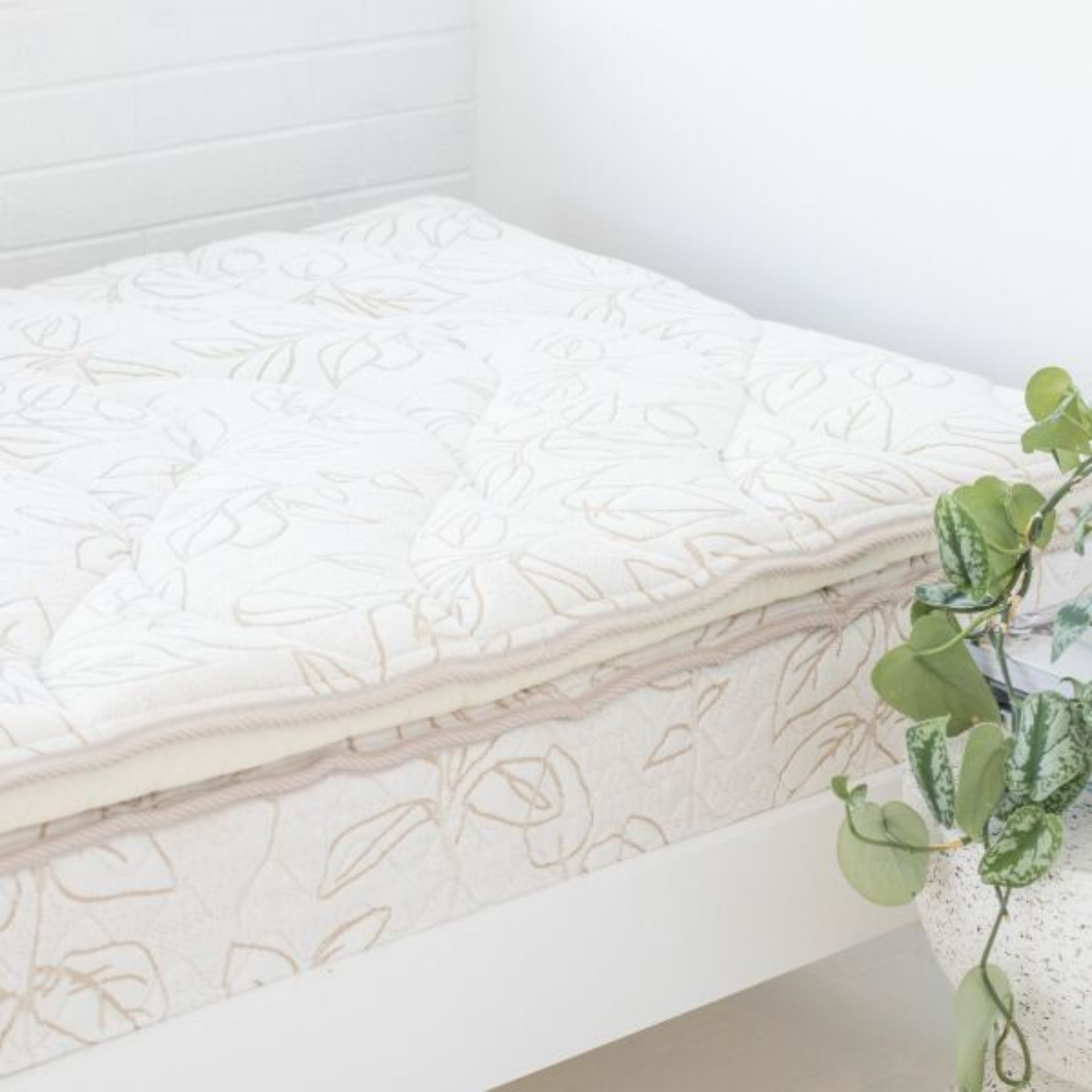 Mazon Woola Topper | NZ Wool